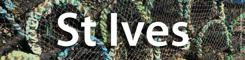 St Ives Harbour © Phil Gee